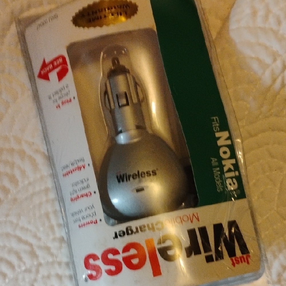 Nokia Wireless Car Charger - Silver